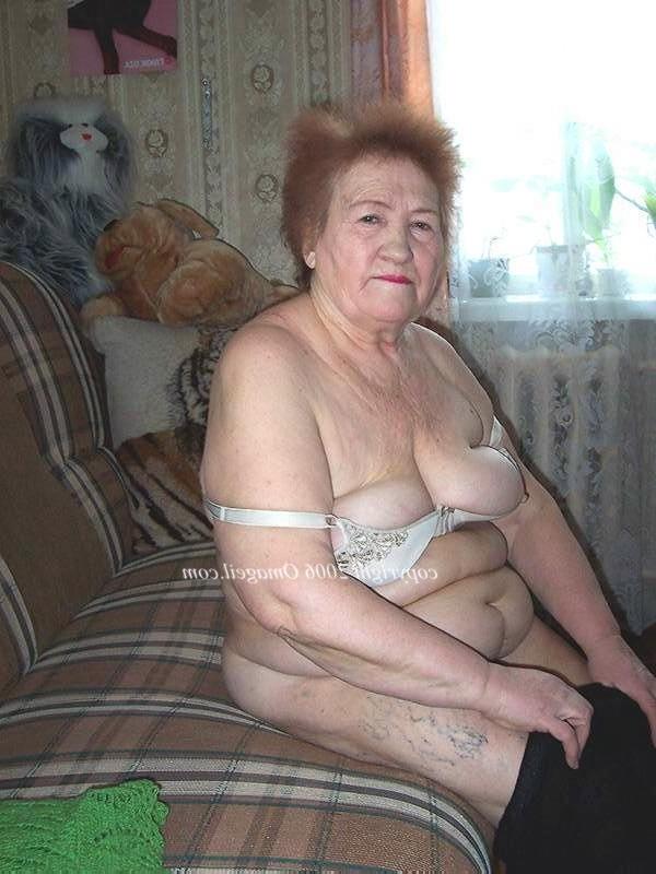 16P VERY fine oma ladies
