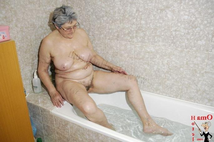 10P very old granny lesbians