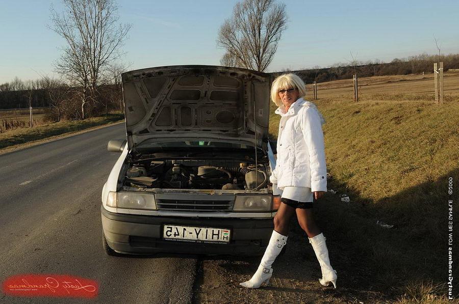 16P Sexy granny in stockings getting boned and facialized outdoor