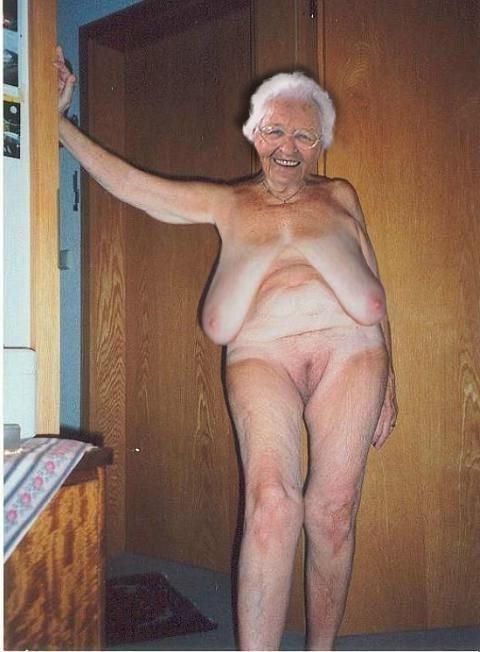 16P Grannies showing their wrinkled bodies