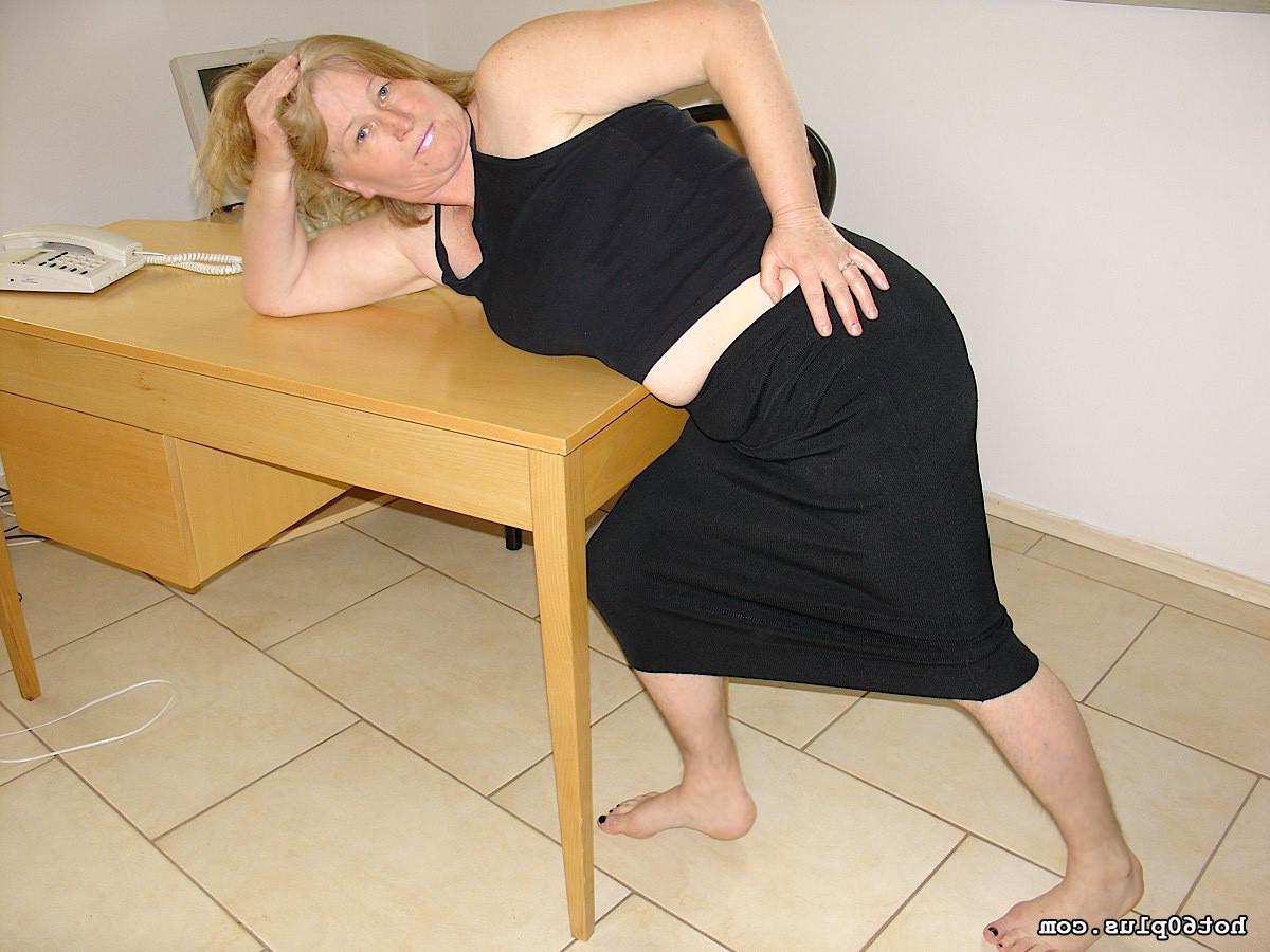 16P Russian granny Ladislava getting her old hairy pussy fucked