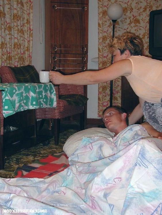 16P Horny granny fucking unexperienced boy on the floor