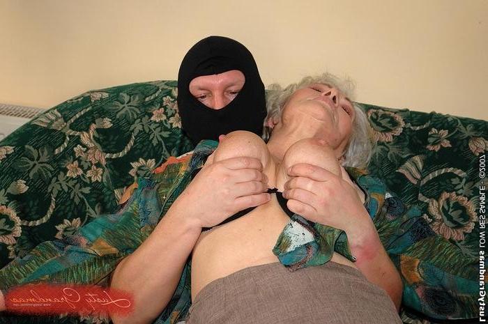 16P Granny getting brutally fucked by a horny burglar