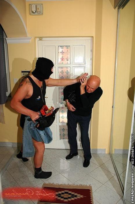 15P Old granny getting fucked by a tricky burglar