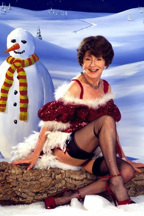 16P Granny in heat does a striptease
