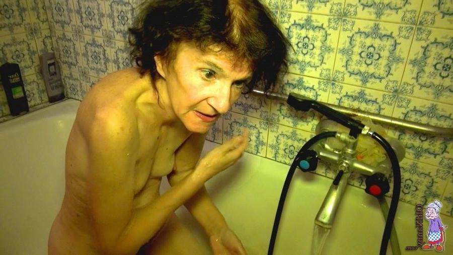 16P chubby grandma