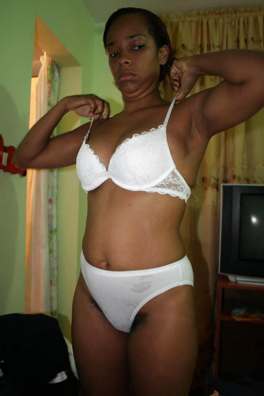 25P EBONY GIRL VIVIANA