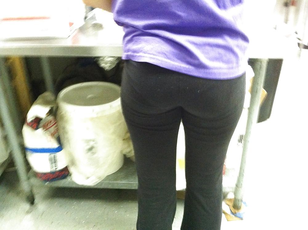 25P Candid Ass