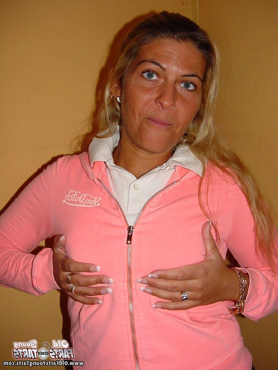 12P Chubby blonde wifey fucked hard by a horny fat grandpa