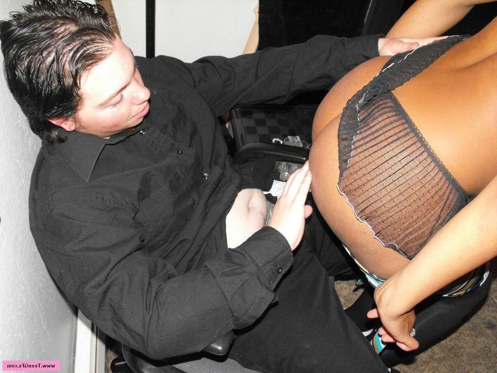 15P Ebony girlfriend sucks white cock in homemade pix