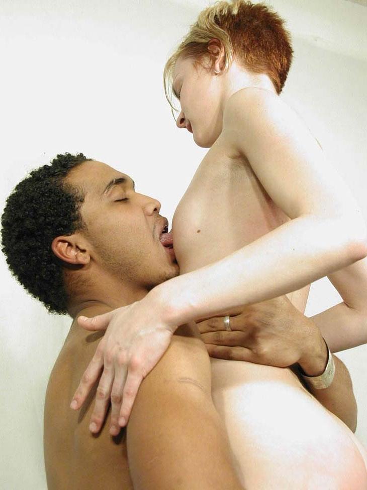 20P Horny babe getting her pussy pounded hard by a black cock