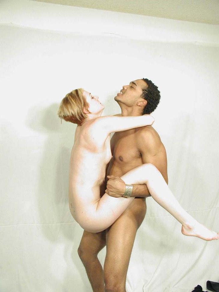 20P Horny babe getting her pussy pounded hard by a black cock