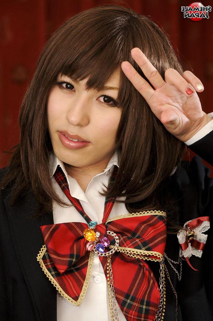 15P Jap ladyboy schoolgirl