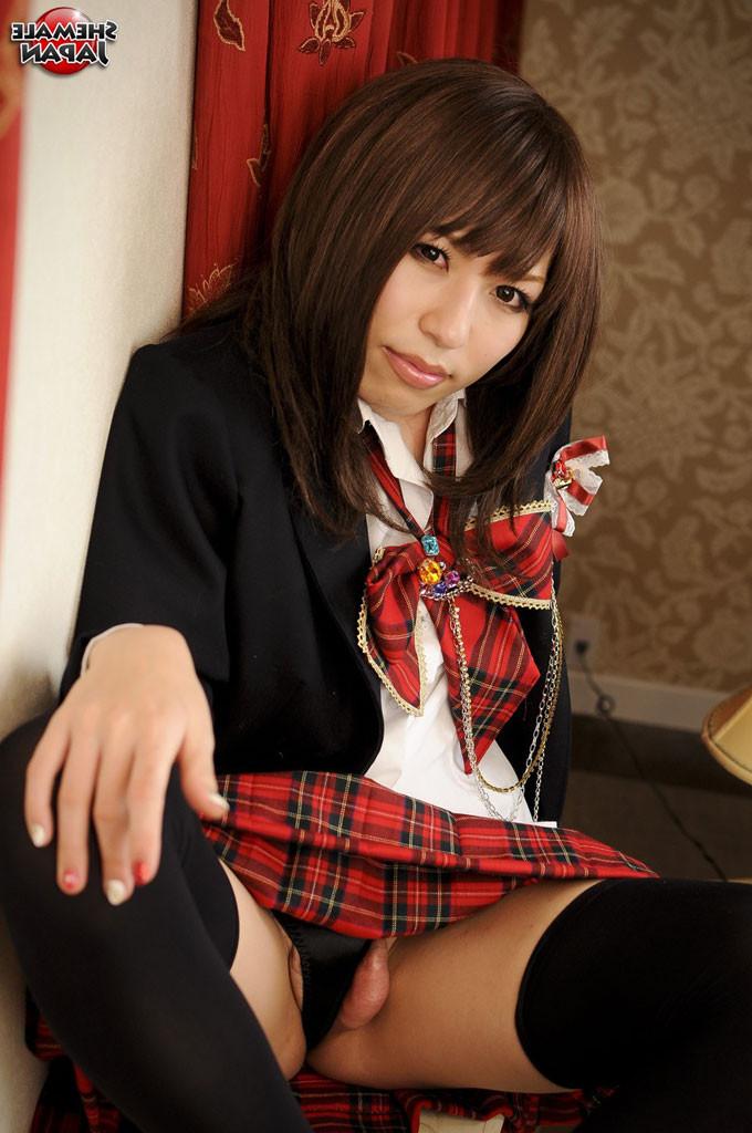 15P Jap ladyboy schoolgirl