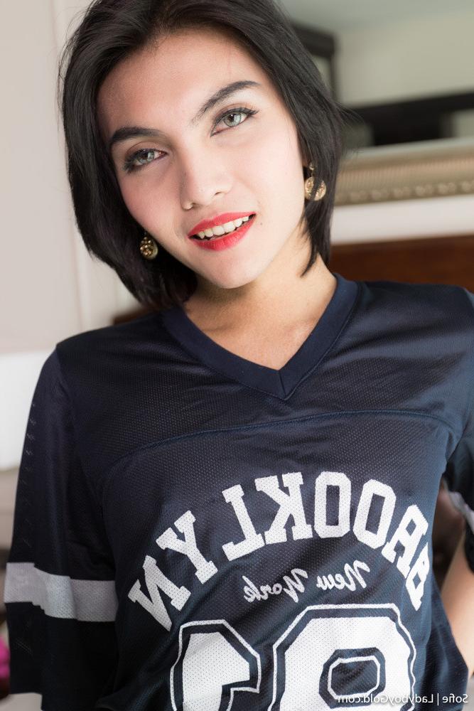 16P Ladyboy facial