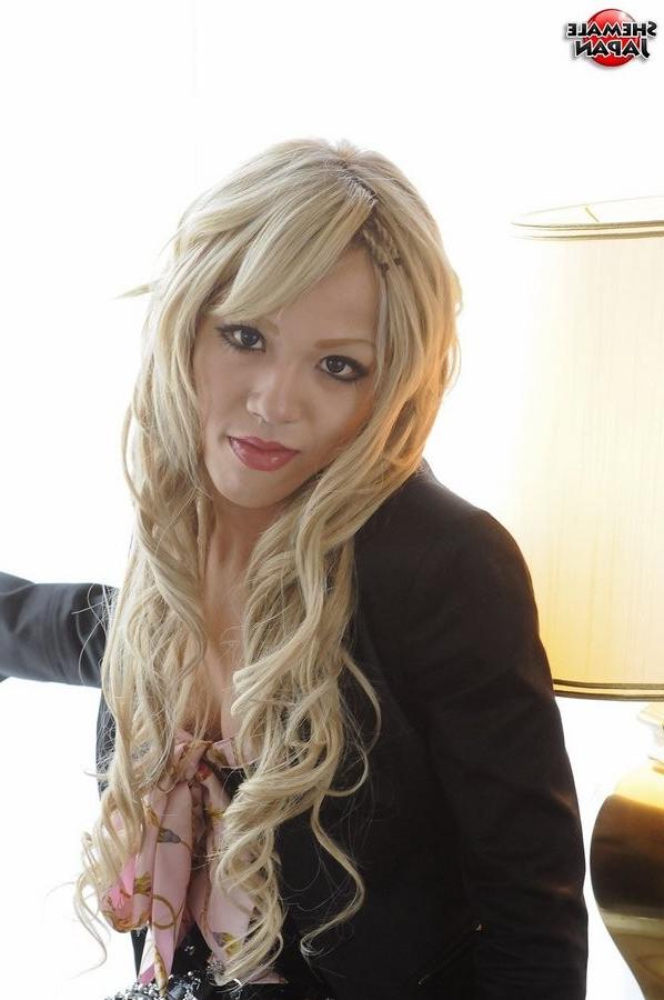 16P Blonde Japanese Shemale Disrobes And Jerks Herself Off