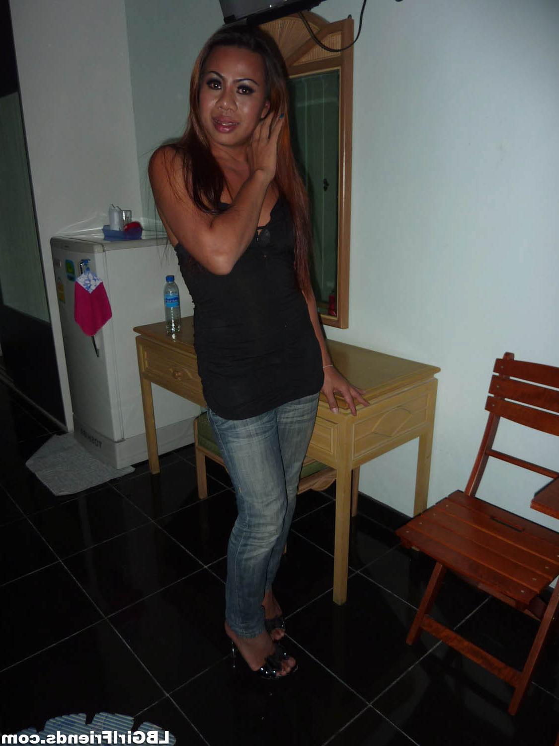 11P Amateur Ladyboy Girlfriends Turn To Street Walking For Money
