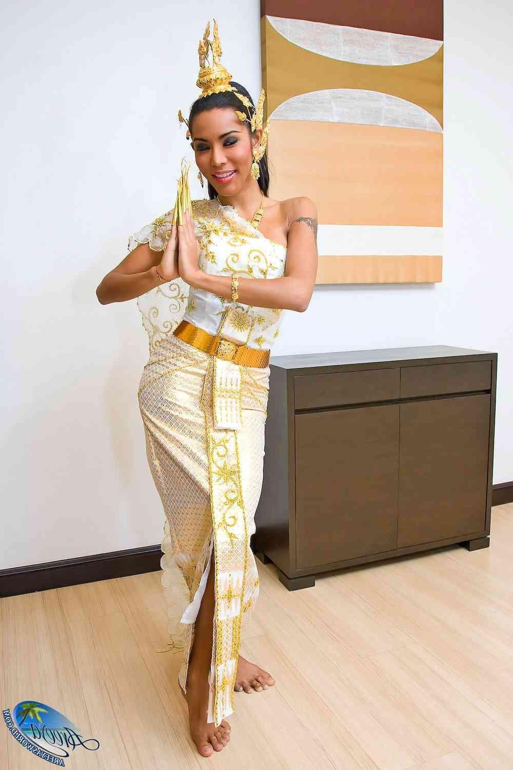 16P Areeya dressed up and stripping