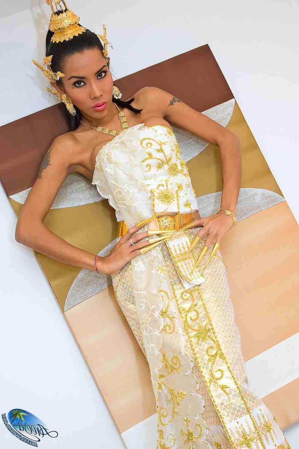 16P Areeya dressed up and stripping
