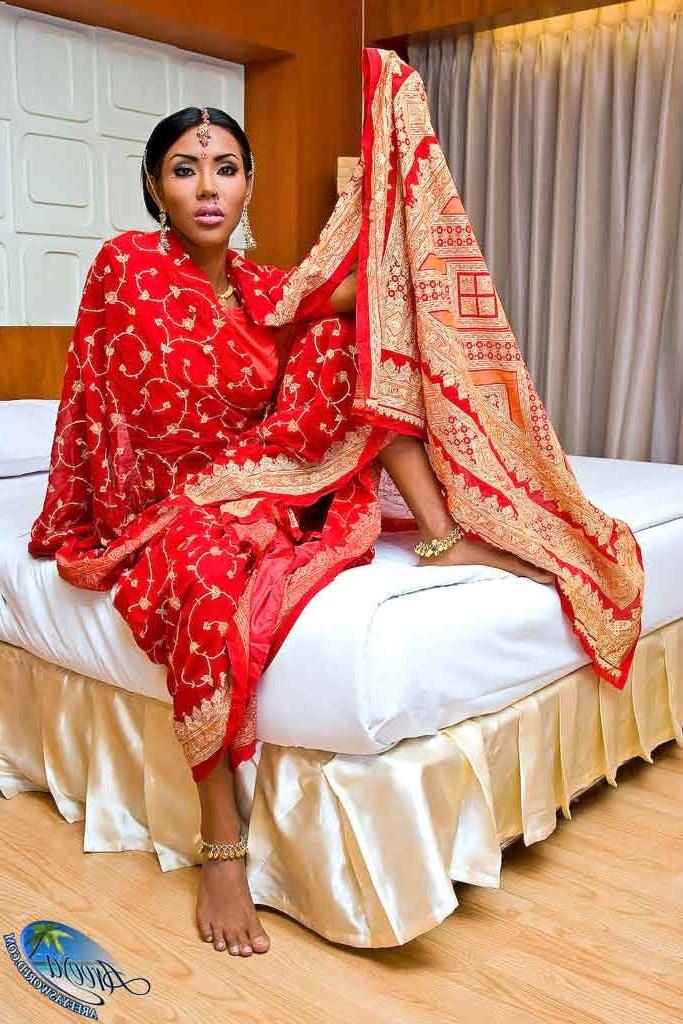 16P Ladyboy Areeya dressed as a Indian godess