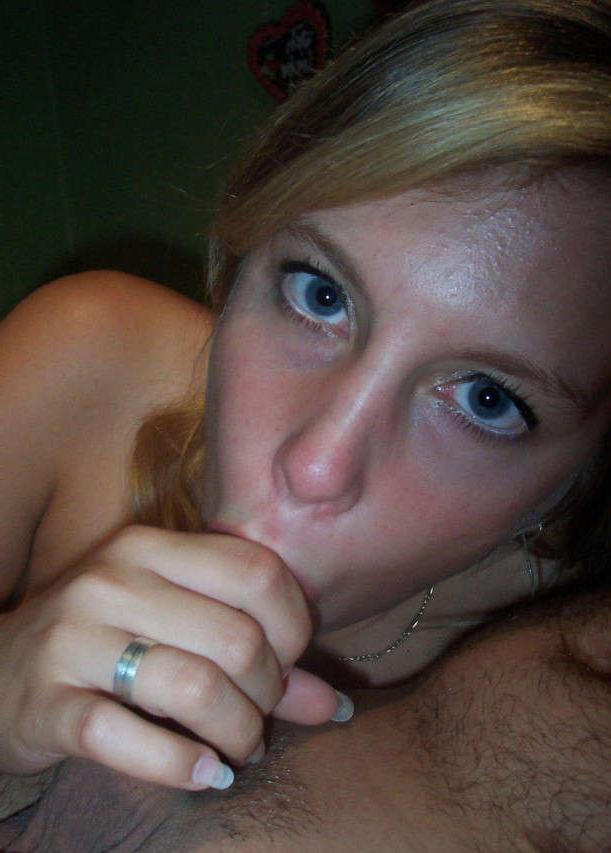 18P Photos of amateur chicks addicted to oral sex