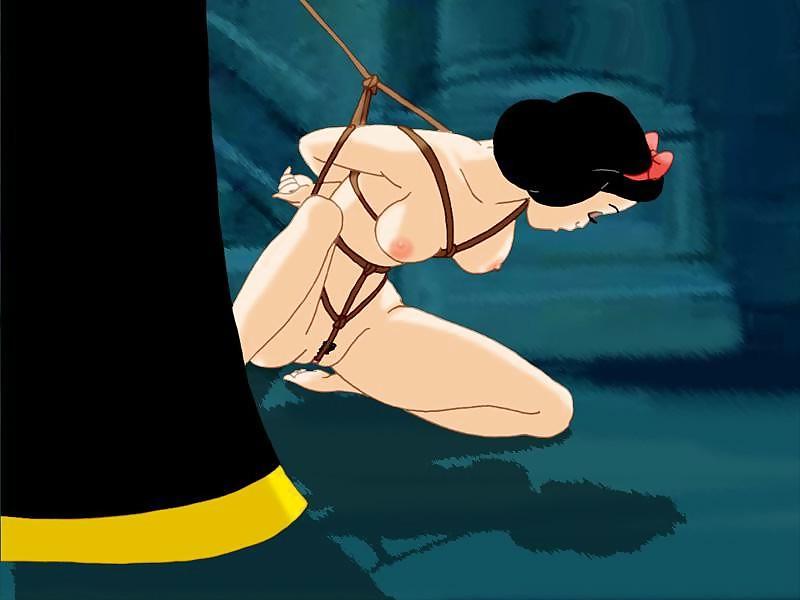 12P Disney Puta - 3 - B&D Lesbian (Mother Daughter )