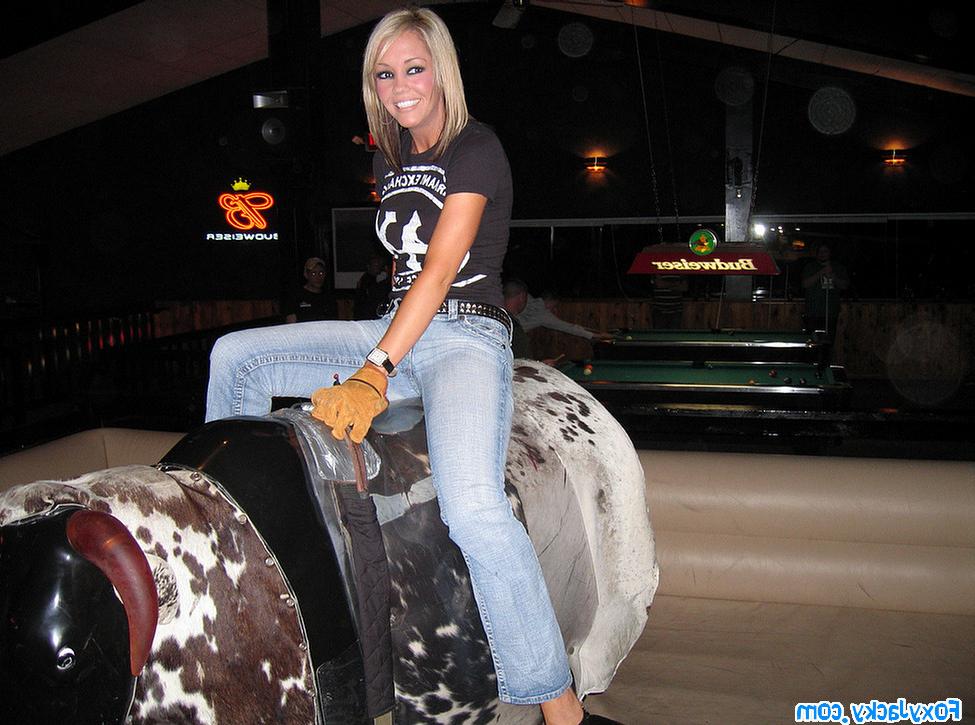 16P Melissa and Jacky riding on the mechanical bull together