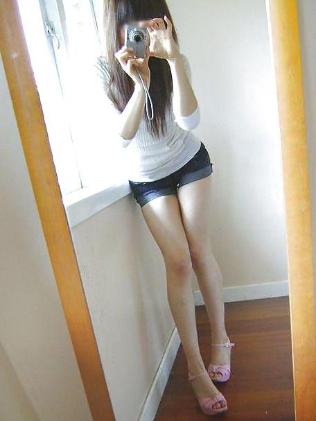 25P Non Nude