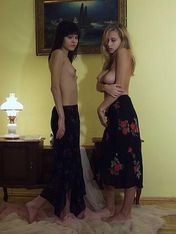 21P Lesbians grinding soft skin
