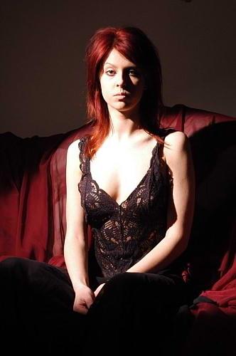 21P Redhead lesbians grinding snatch