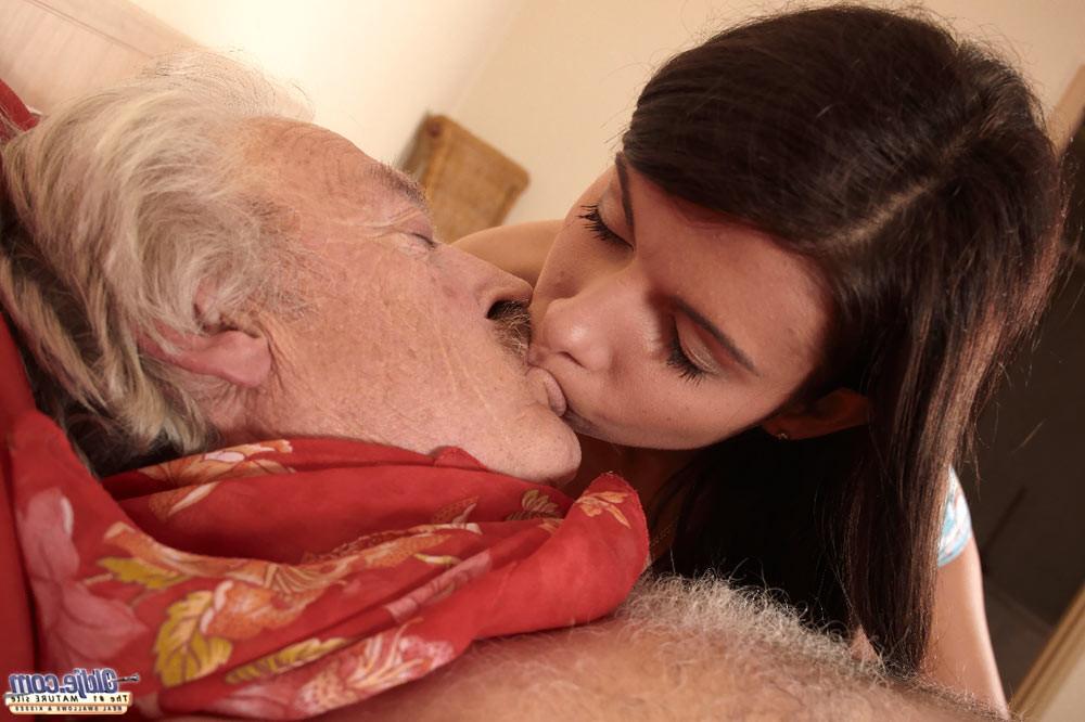 16P Clever old grandpa getting fucked by the cutest home nurse you'll ever see