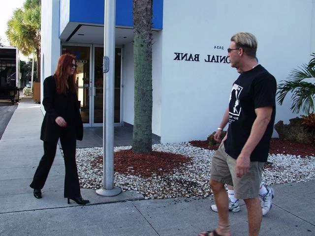 16P Redhead mature mom in threesome action