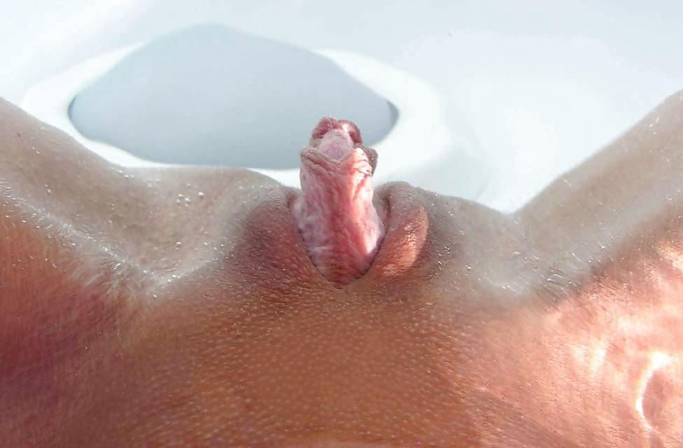 23P Huge Clit!