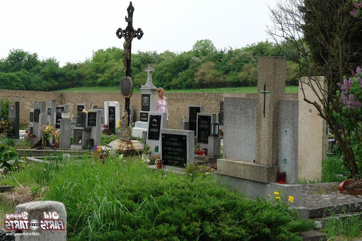 16P Teen blonde gives grandpa a sloppy blowjob on a cemetery