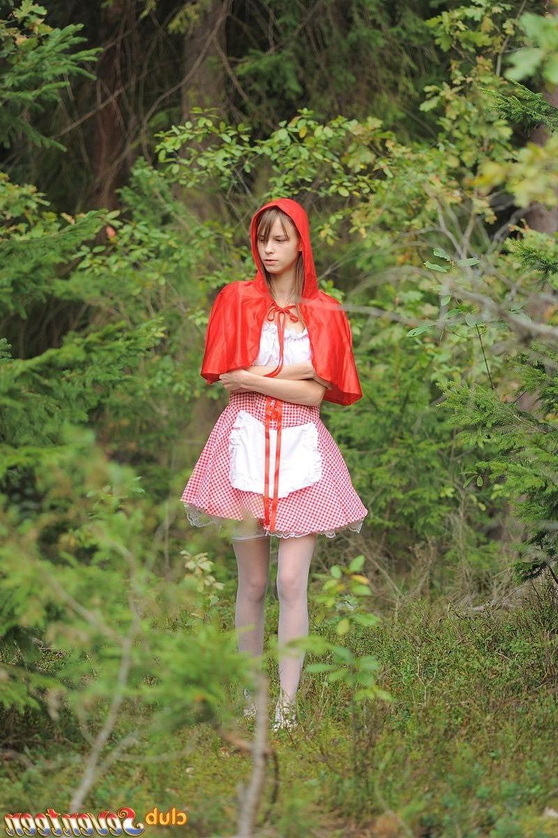 15P Cute red riding hood fucked hard