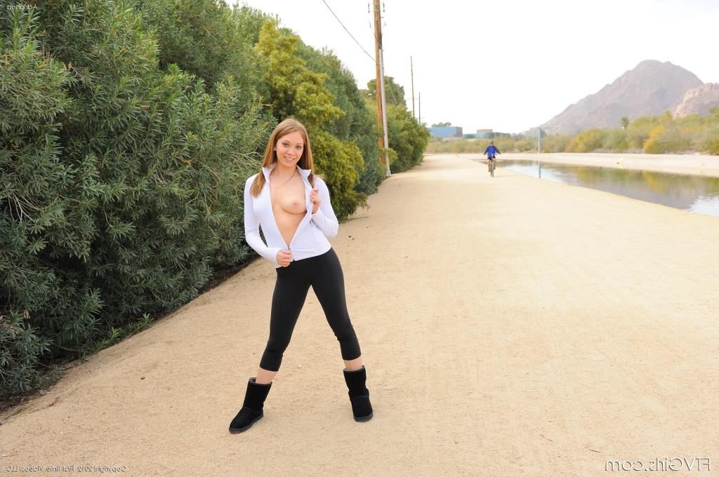 16P Amazing teen babe showing her hot tits and rubbing her pussy