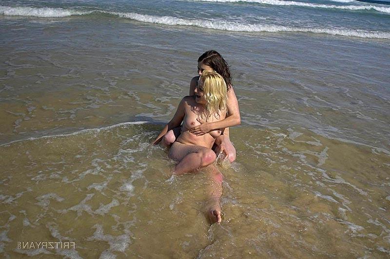 12P Girl next door in her first nude photos