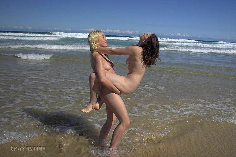 12P Girl next door in her first nude photos