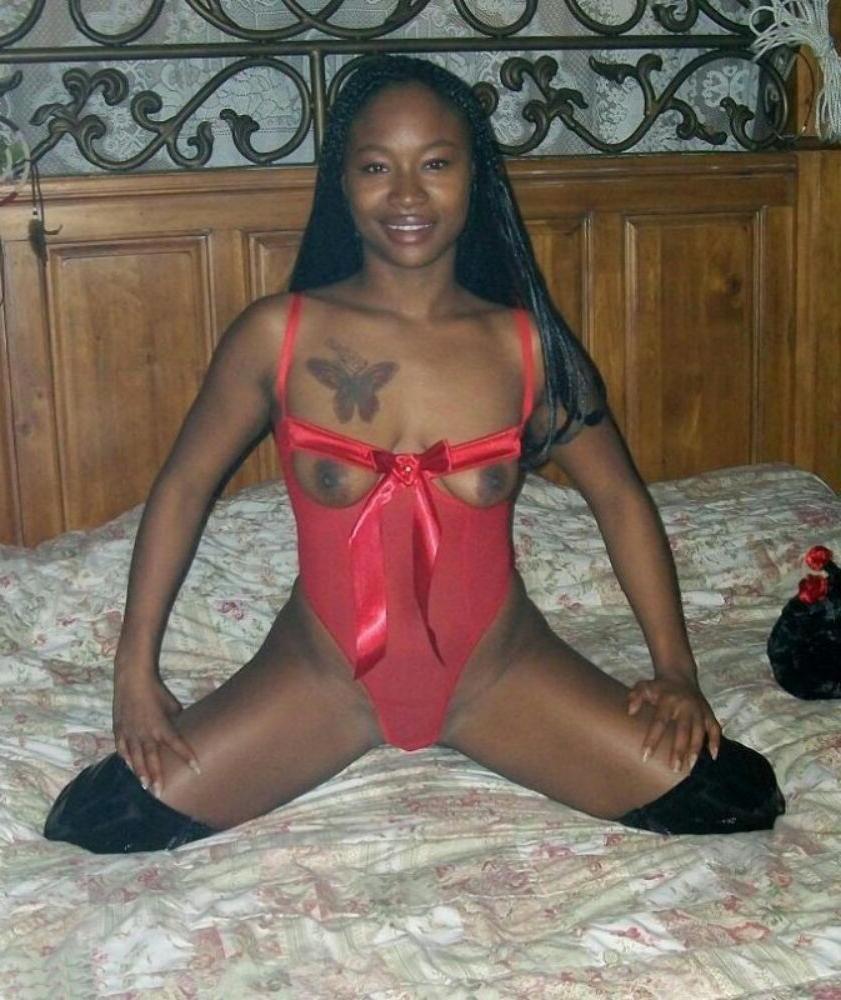 15P Black teen gfs posing and fucking