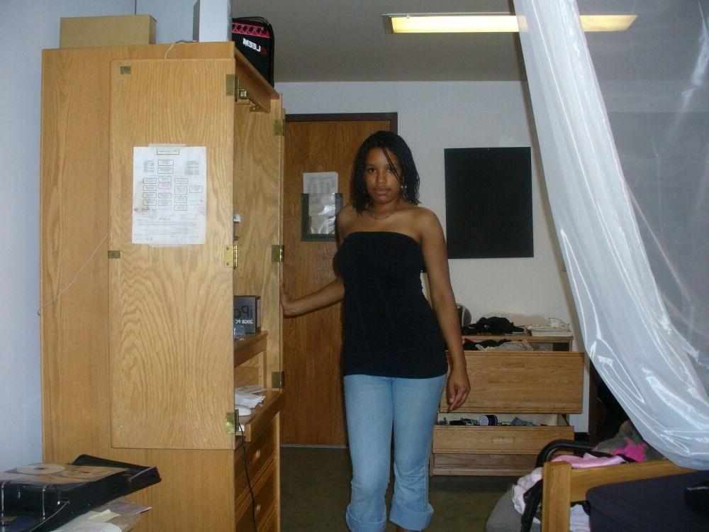 15P Black teen gfs posing and fucking