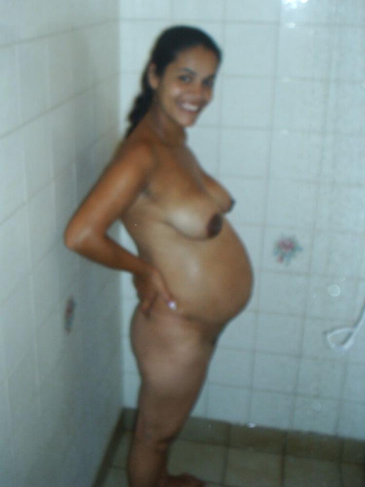 15P Black teen gfs posing and fucking