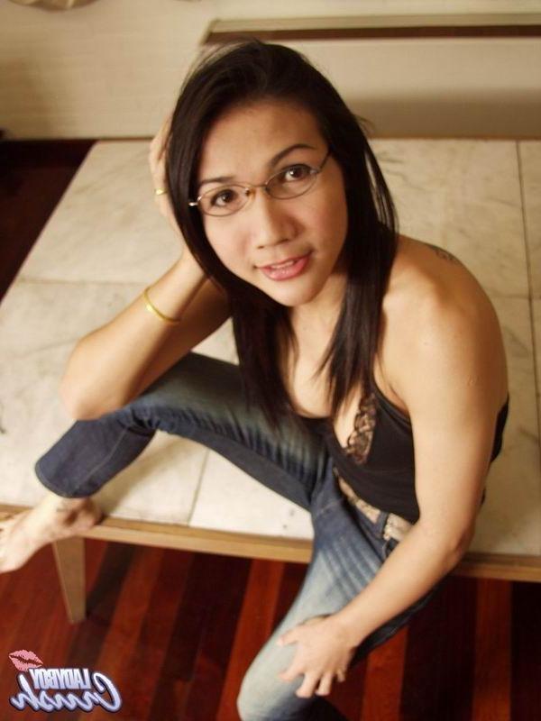 16P Sexy Ladyboy Playing With Her Cock