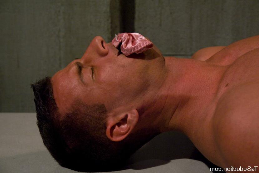 15P TS Carmen Cruz deep throats, ass fucks and cums on muscly guy