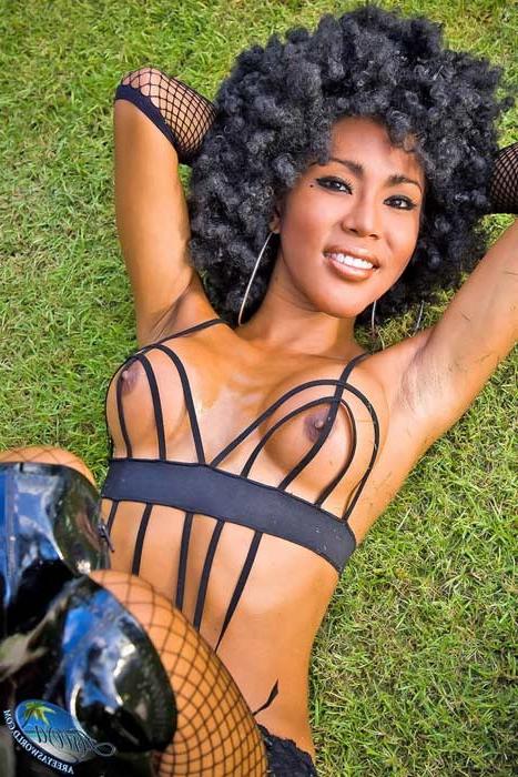 16P Ladyboy Areeya stripping out of black fishnets