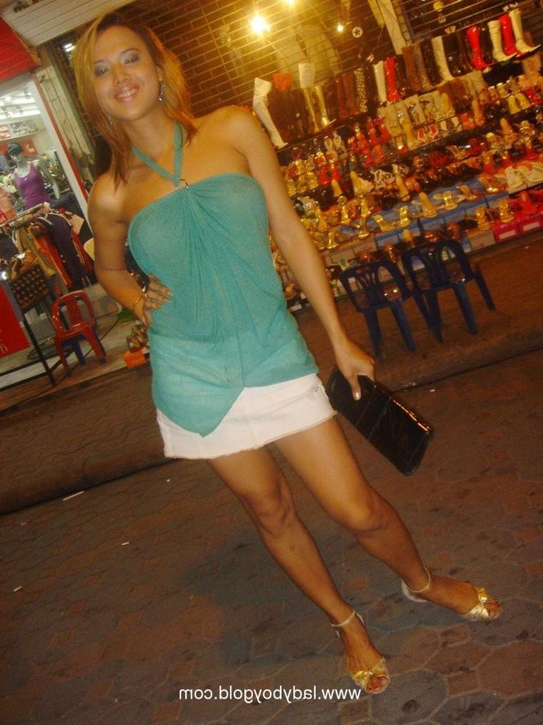 15P thai ladyboy hookers paid for sexual favors