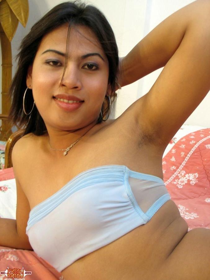 15P Asian Ladyboy Strips And Strokes Her Sweet Cock On The Bed