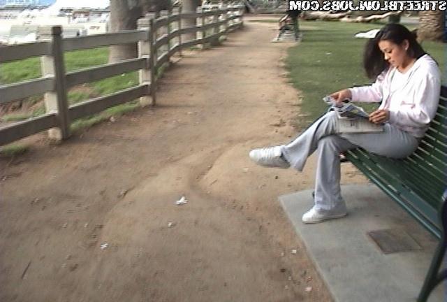 12P 12 pics and 1 movie of Alexa from Street Blowjobs