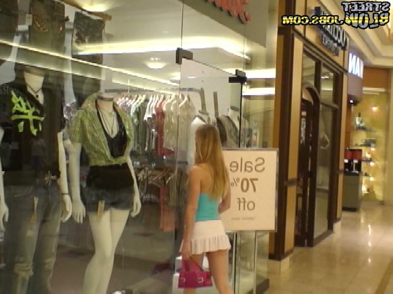 12P 12 pics and 1 movie of Crissy from Street Blowjobs