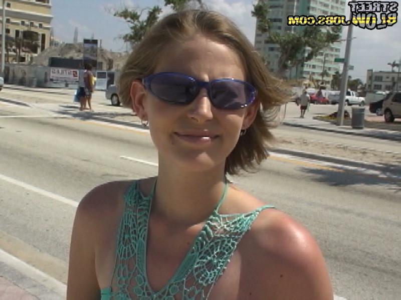 12P 12 pics and 1 movie of Katt from Street Blowjobs