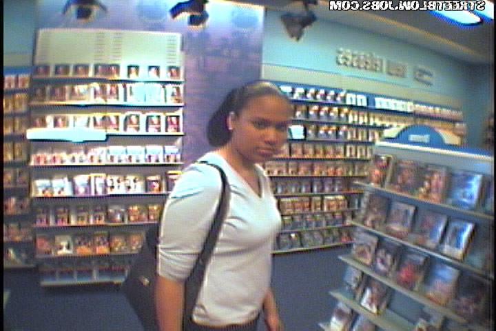 12P 12 pics and 1 movie of Alexis from Street Blowjobs